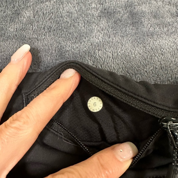 Speed Up Low Rise Lined 2.5” Short - Picture 4 of 4